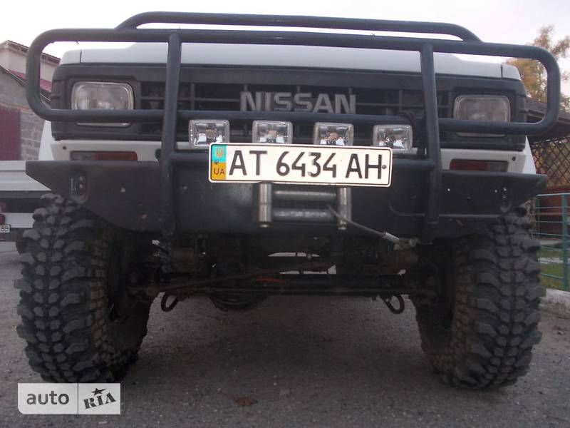 Внедорожник / Кроссовер Nissan Patrol 1988 в Ужгороде