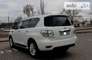 Позашляховик / Кросовер Nissan Patrol 2012 в Харкові