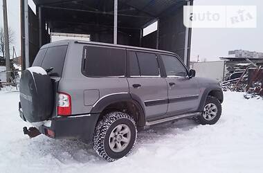 Внедорожник / Кроссовер Nissan Patrol 2004 в Хмельницком