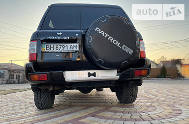 Внедорожник / Кроссовер Nissan Patrol 2004 в Одессе
