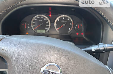 Позашляховик / Кросовер Nissan Patrol 2003 в Сваляві