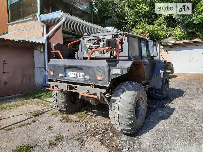 Позашляховик / Кросовер Nissan Patrol 1990 в Кропивницькому фото 8 Позашляховик / Кросовер Nissan Patrol 1990 в Кропивницькому