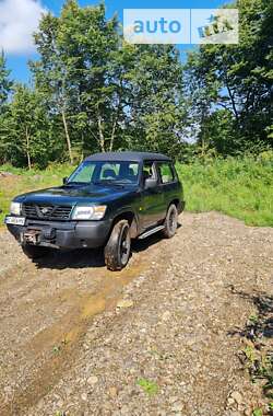 Внедорожник / Кроссовер Nissan Patrol 1998 в Стрые