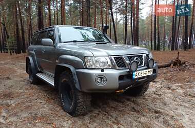 Позашляховик / Кросовер Nissan Patrol 2005 в Харкові