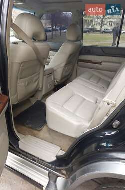 Позашляховик / Кросовер Nissan Patrol 2006 в Києві