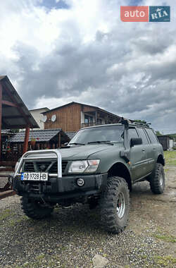 Позашляховик / Кросовер Nissan Patrol 2001 в Тячеві