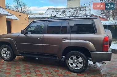 Внедорожник / Кроссовер Nissan Patrol 2006 в Житомире