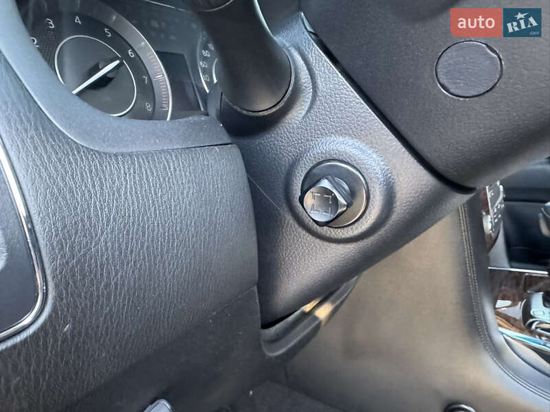 Внедорожник / Кроссовер Nissan Patrol 2011 в Одессе