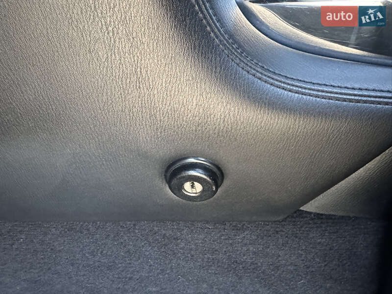 Внедорожник / Кроссовер Nissan Patrol 2011 в Одессе