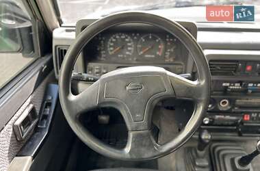 Внедорожник / Кроссовер Nissan Patrol 1987 в 
