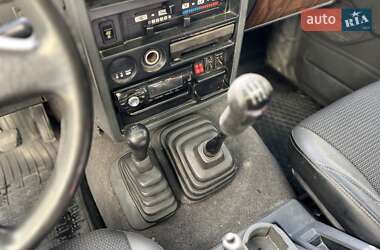 Внедорожник / Кроссовер Nissan Patrol 1987 в 