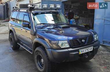 Внедорожник / Кроссовер Nissan Patrol 1998 в Киеве