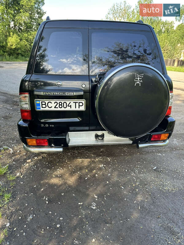 Позашляховик / Кросовер Nissan Patrol 2003 в Львові