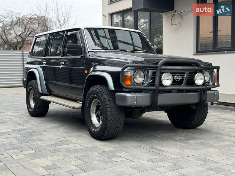 Позашляховик / Кросовер Nissan Patrol 1996 в Києві