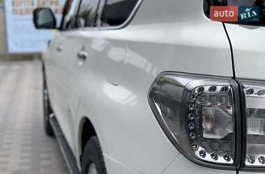 Внедорожник / Кроссовер Nissan Patrol 2011 в 