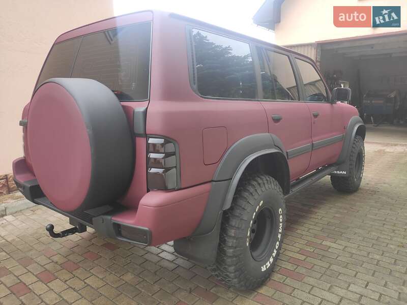 Внедорожник / Кроссовер Nissan Patrol 2000 в Ивано-Франковске