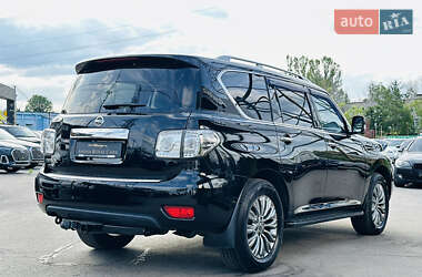 Позашляховик / Кросовер Nissan Patrol 2013 в 