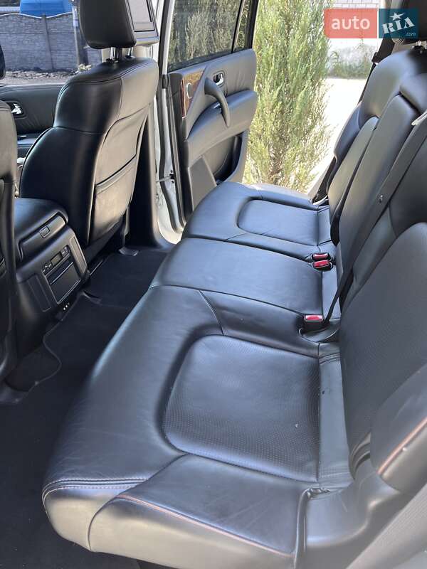 Внедорожник / Кроссовер Nissan Patrol 2011 в Днепре