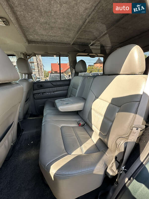 Позашляховик / Кросовер Nissan Patrol 2002 в Львові
