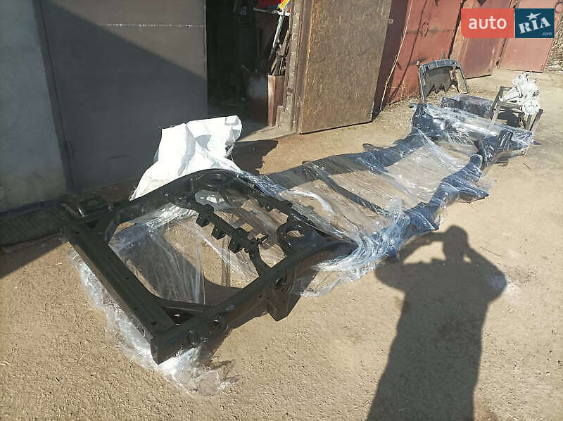 Позашляховик / Кросовер Nissan Patrol 2002 в Львові