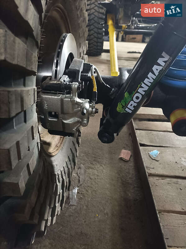 Позашляховик / Кросовер Nissan Patrol 2002 в Львові