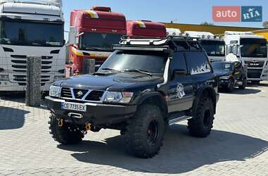 Внедорожник / Кроссовер Nissan Patrol 2001 в Черновцах