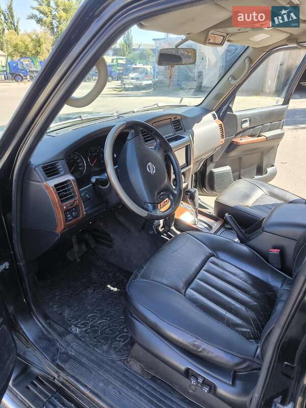 Позашляховик / Кросовер Nissan Patrol 2008 в Києві