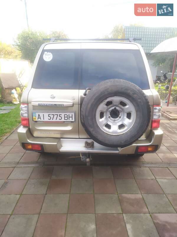 Внедорожник / Кроссовер Nissan Patrol 2005 в Киеве