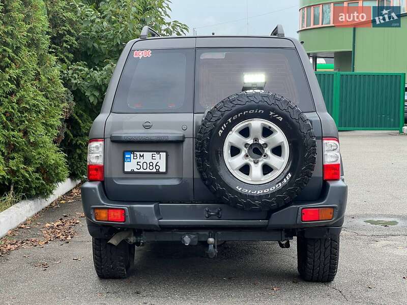 Позашляховик / Кросовер Nissan Patrol 2003 в Києві