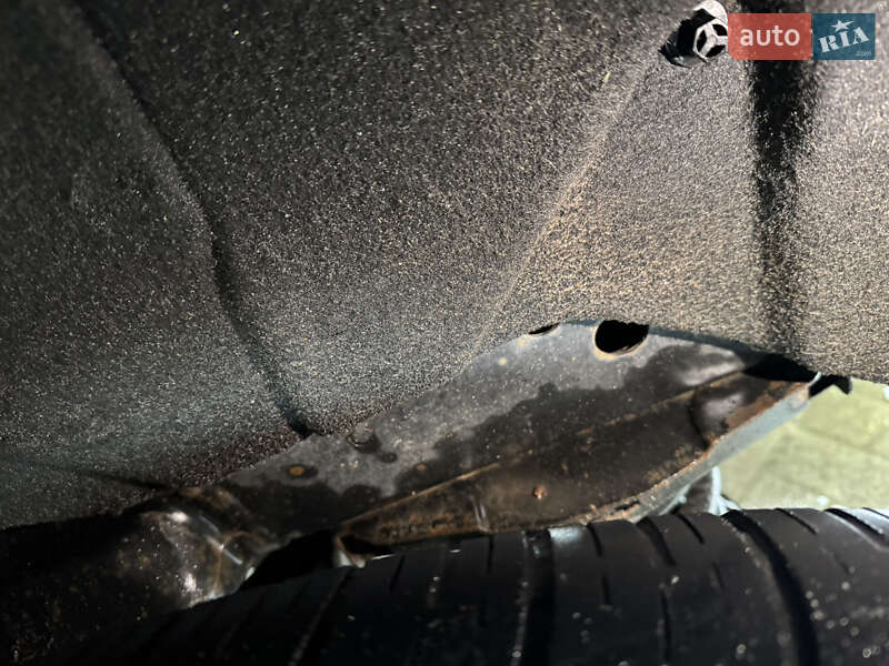 Позашляховик / Кросовер Nissan Patrol 2010 в Стрию