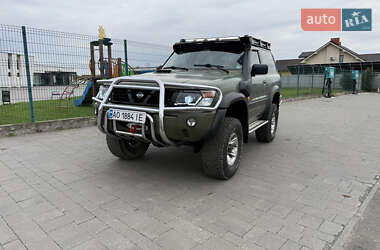 Внедорожник / Кроссовер Nissan Patrol 2000 в Ужгороде