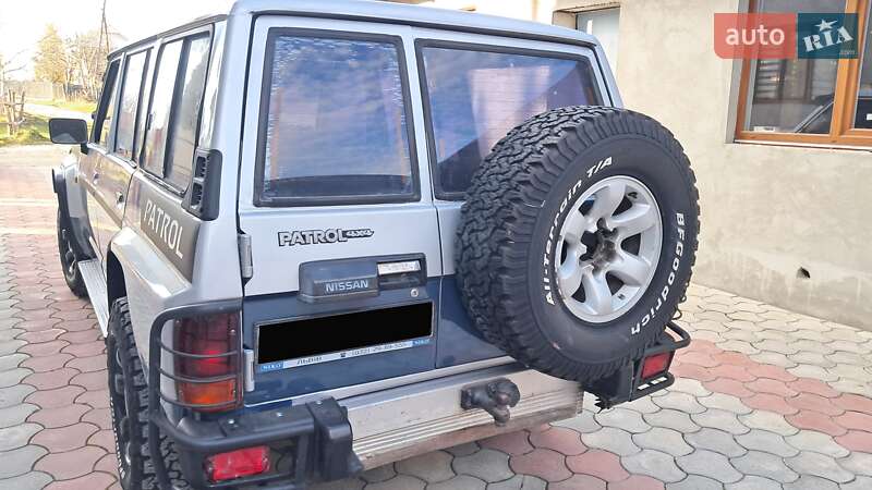 Внедорожник / Кроссовер Nissan Patrol 1992 в Надворной