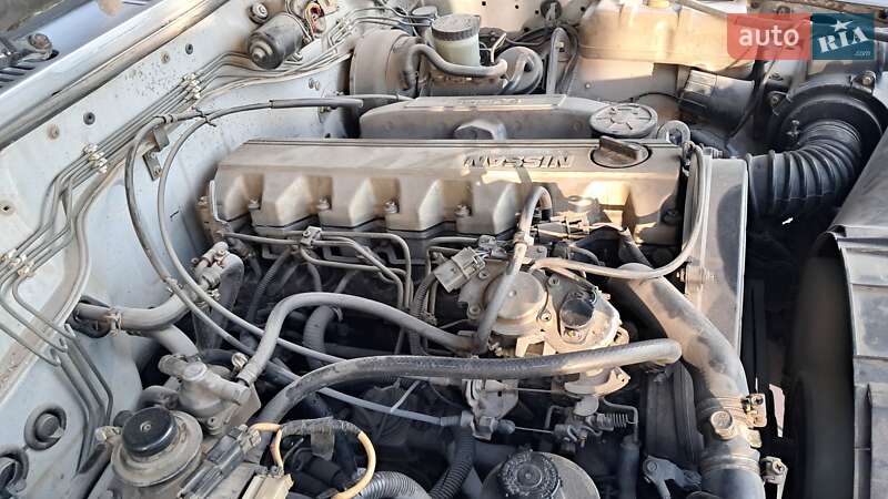 Внедорожник / Кроссовер Nissan Patrol 1992 в Надворной