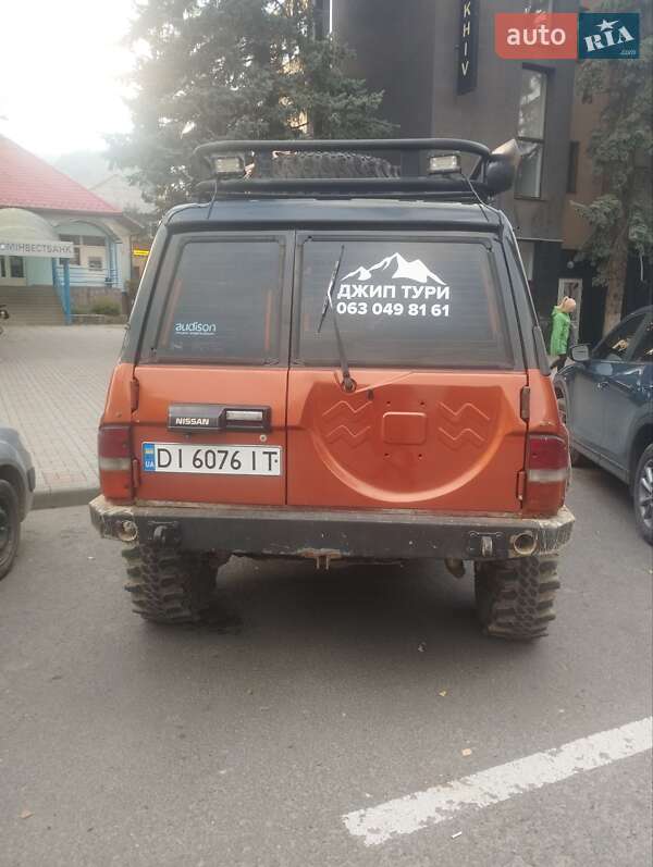 Позашляховик / Кросовер Nissan Patrol 1990 в Рахові