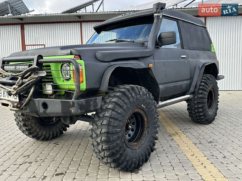 Внедорожник / Кроссовер Nissan Patrol 1999 в Коломые