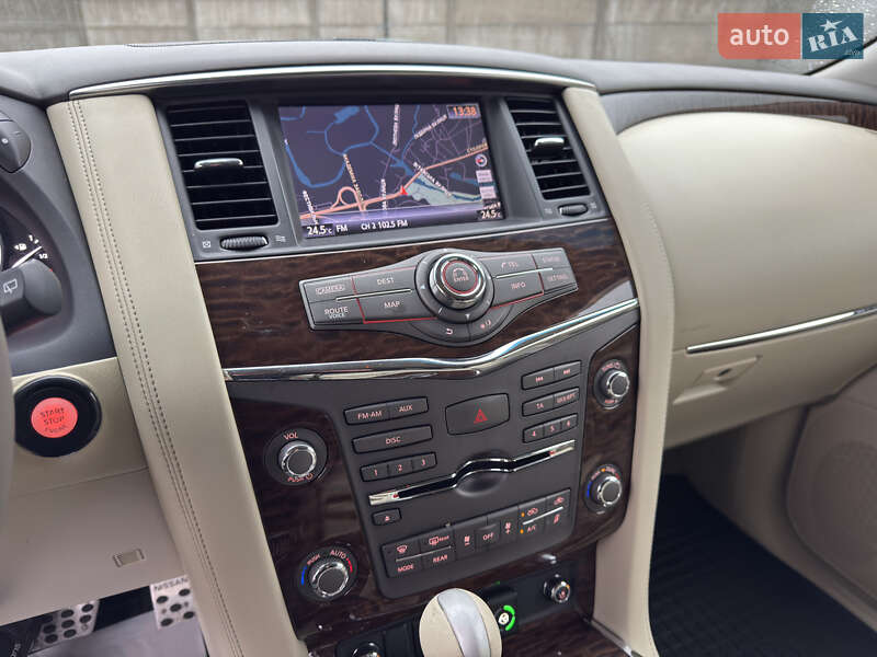 Внедорожник / Кроссовер Nissan Patrol 2011 в Киеве