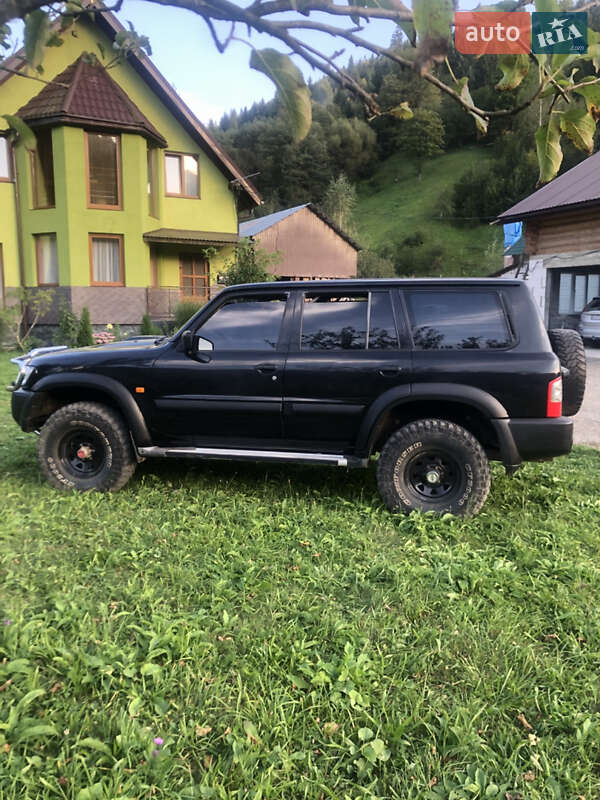 Внедорожник / Кроссовер Nissan Patrol 2003 в Тячеве