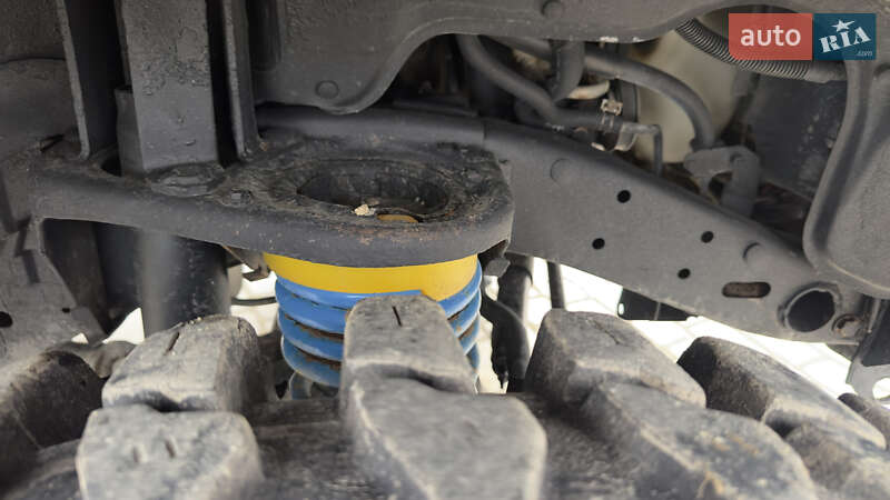 Внедорожник / Кроссовер Nissan Patrol 1993 в Ивано-Франковске фото 9 Внедорожник / Кроссовер Nissan Patrol 1993 в Ивано-Франковске