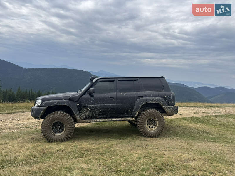 Позашляховик / Кросовер Nissan Patrol 2005 в Яремчі