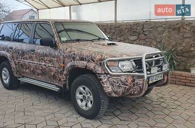 Позашляховик / Кросовер Nissan Patrol 2000 в Запоріжжі