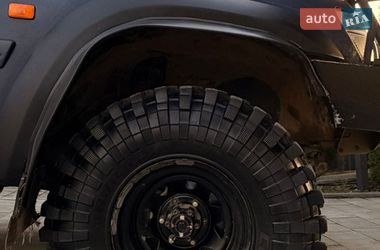 Внедорожник / Кроссовер Nissan Patrol 2002 в Ужгороде