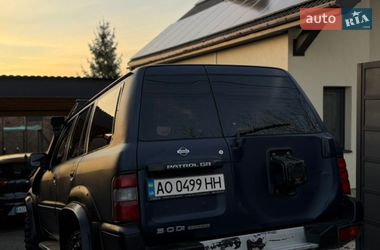 Внедорожник / Кроссовер Nissan Patrol 2002 в Ужгороде
