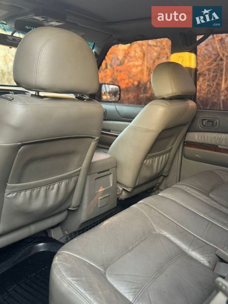 Внедорожник / Кроссовер Nissan Patrol 2002 в Ужгороде