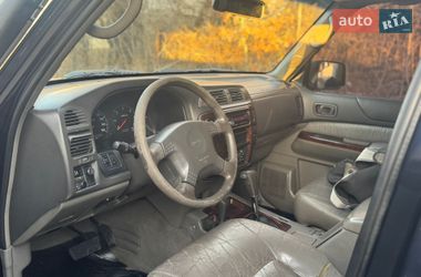 Внедорожник / Кроссовер Nissan Patrol 2002 в Ужгороде