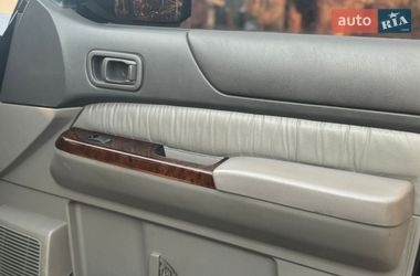 Внедорожник / Кроссовер Nissan Patrol 2002 в Ужгороде