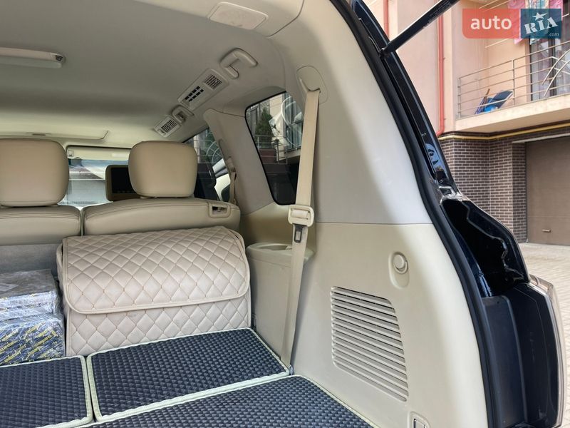 Внедорожник / Кроссовер Nissan Patrol 2011 в Черновцах