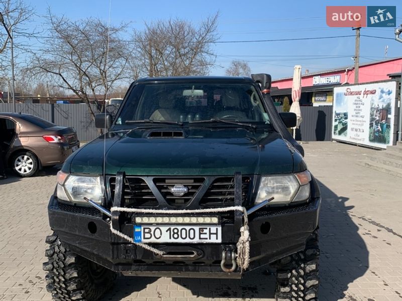 Позашляховик / Кросовер Nissan Patrol 1999 в Рогатині