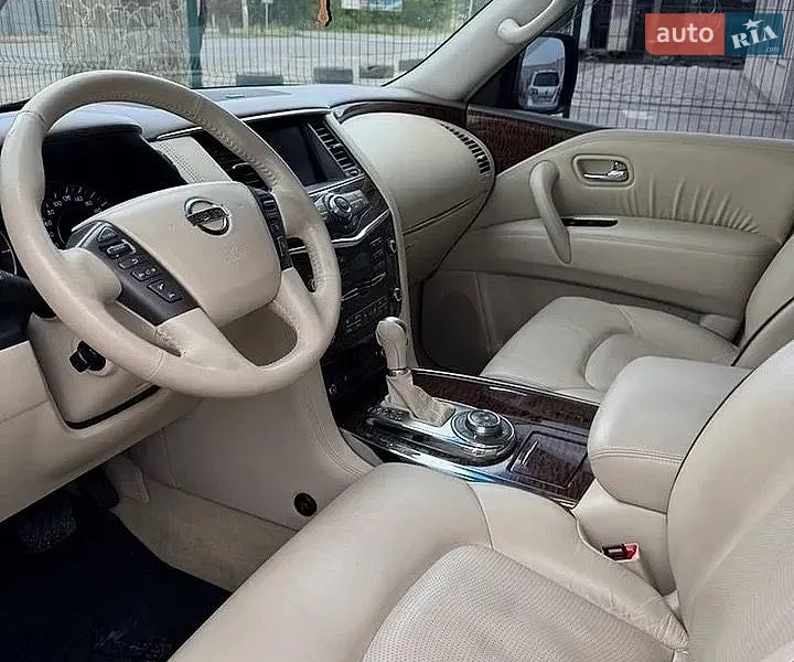 Nissan Patrol 2011