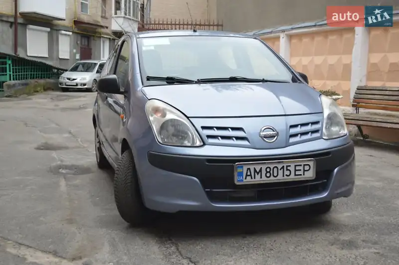 Nissan Pixo