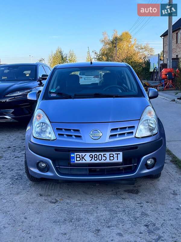 Хэтчбек Nissan Pixo 2011 в Вараше